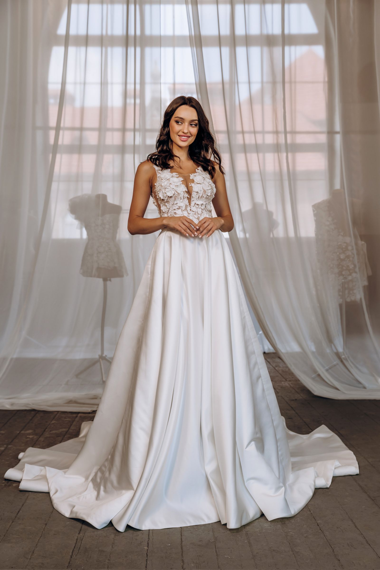 Jennifer wedding dress, front view