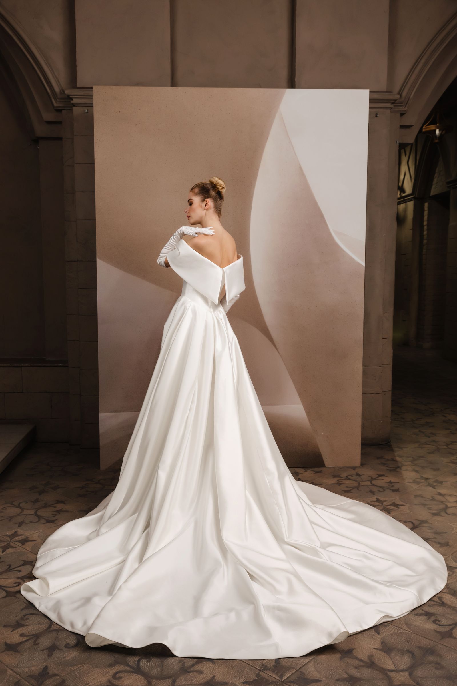 Karen wedding dress, back view