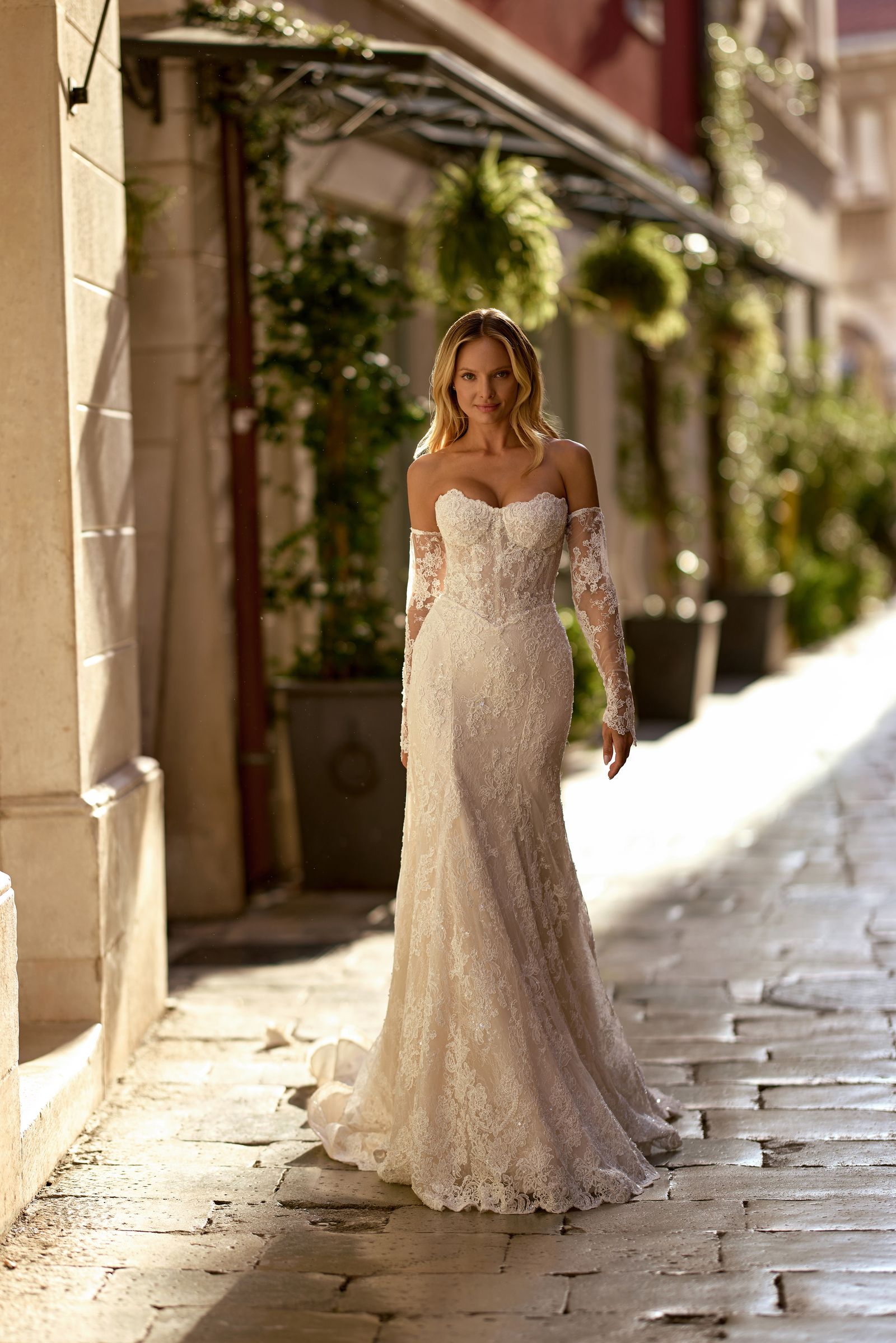 Lilian wedding dress, front view