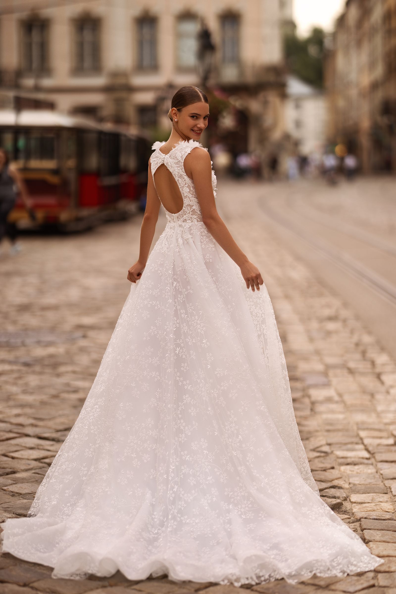 Olimpia wedding dress, back view